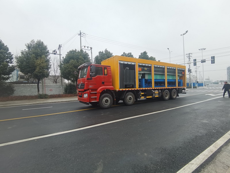 陜汽德龍前四后八污泥處理車(chē)泥漿壓榨車(chē)